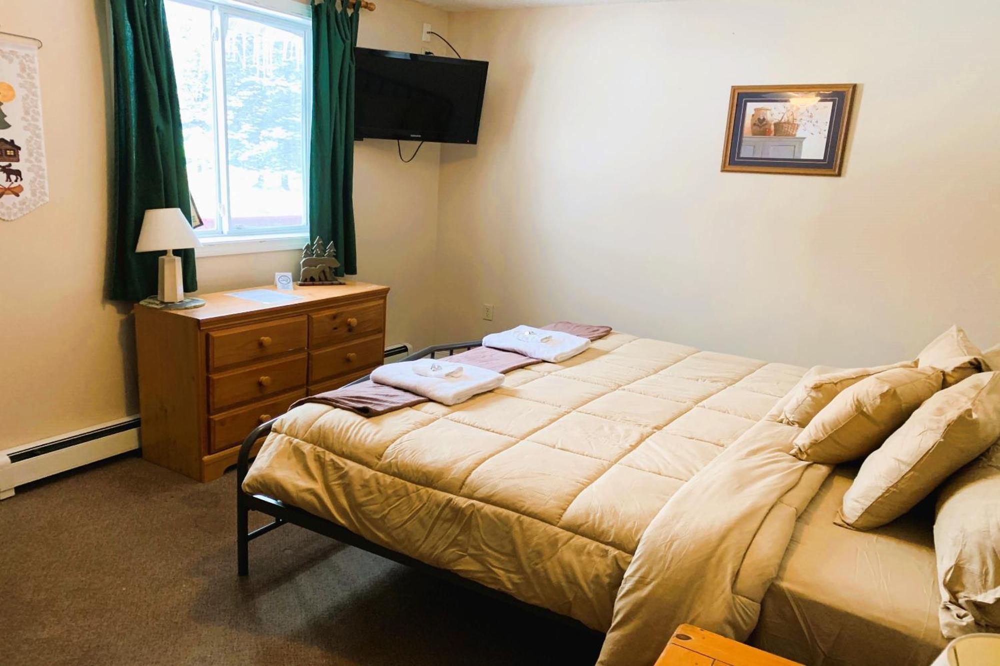 Love Hotels St John River By Oyo At Fort Kent Me Saint John Plantation Exterior photo