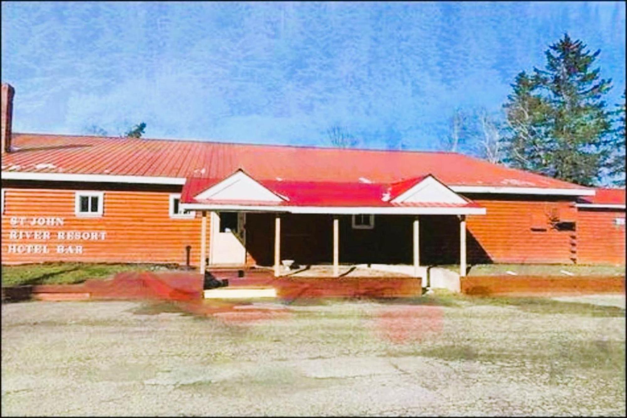 Love Hotels St John River By Oyo At Fort Kent Me Saint John Plantation Exterior photo